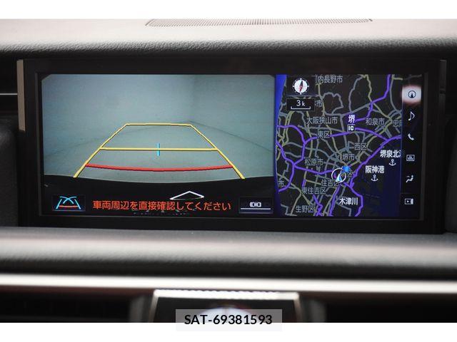 Lexus IS 2017-06 8208367-15