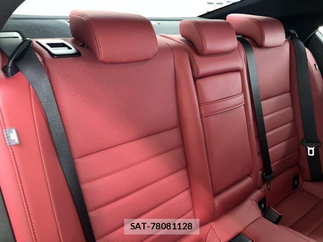 Lexus IS 2021-10 8208364-22