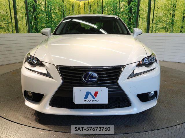 Lexus IS 2013-08 8208369-15