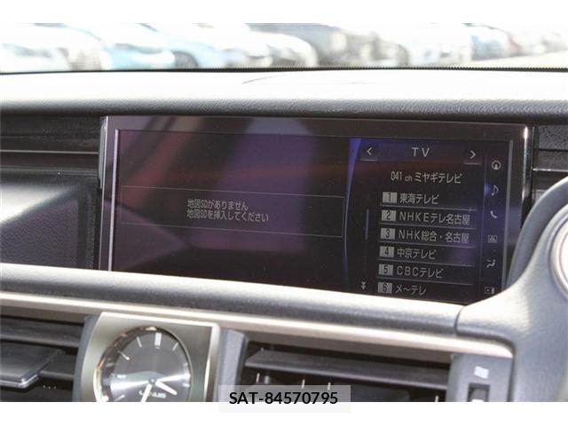 Lexus IS 2017-05 8230615-1