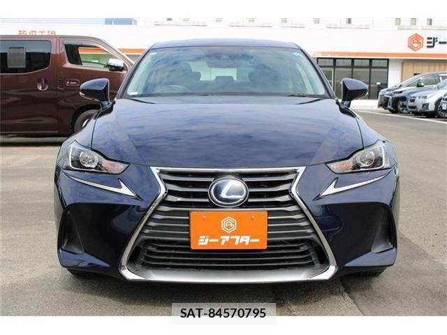 Lexus IS 2017-05 8230615-6