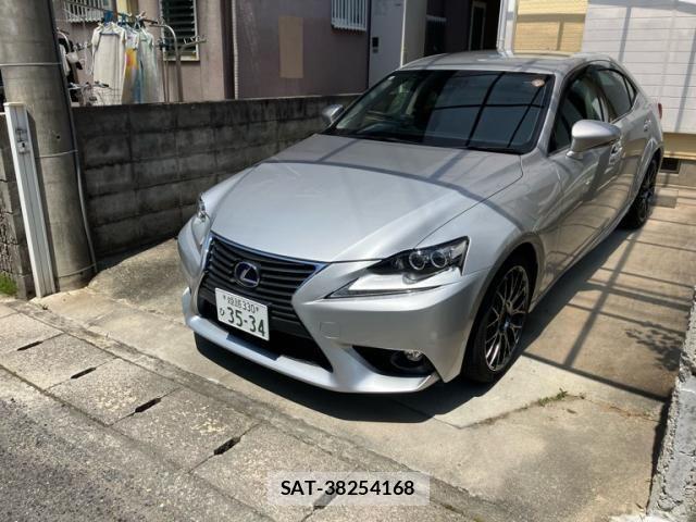 Lexus IS 2014-11 8230610-0