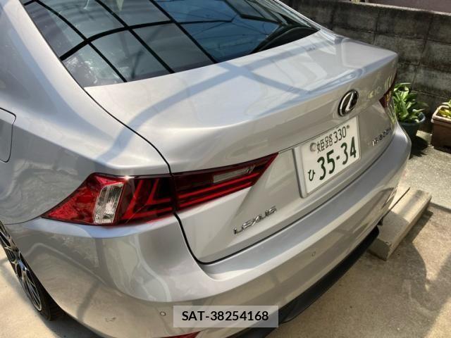 Lexus IS 2014-11 8230610-3