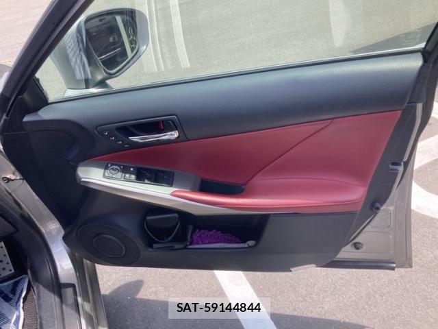 Lexus IS 2014-02 8230616-14