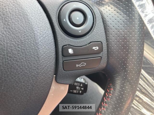 Lexus IS 2014-02 8230616-19