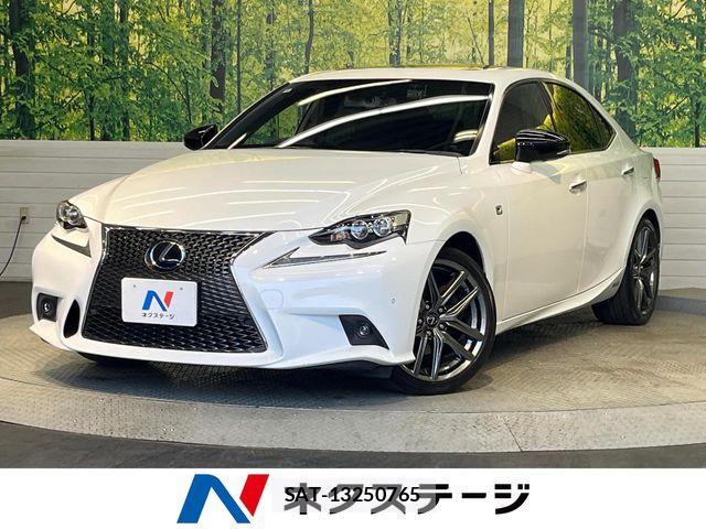 Lexus IS 2014-02 8230608-0