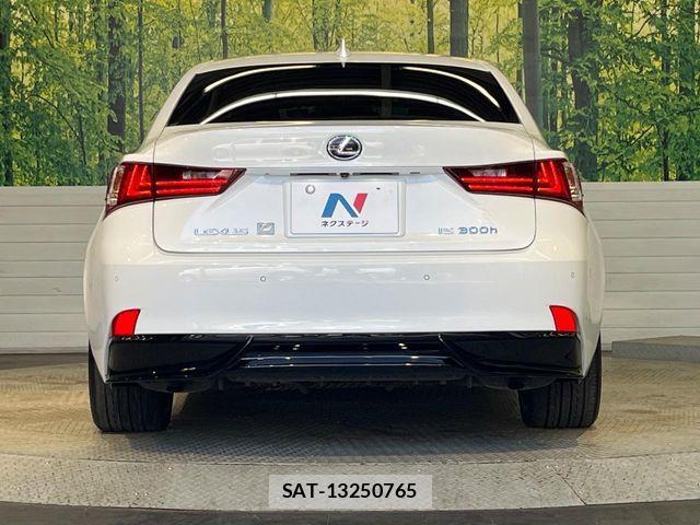 Lexus IS 2014-02 8230608-14