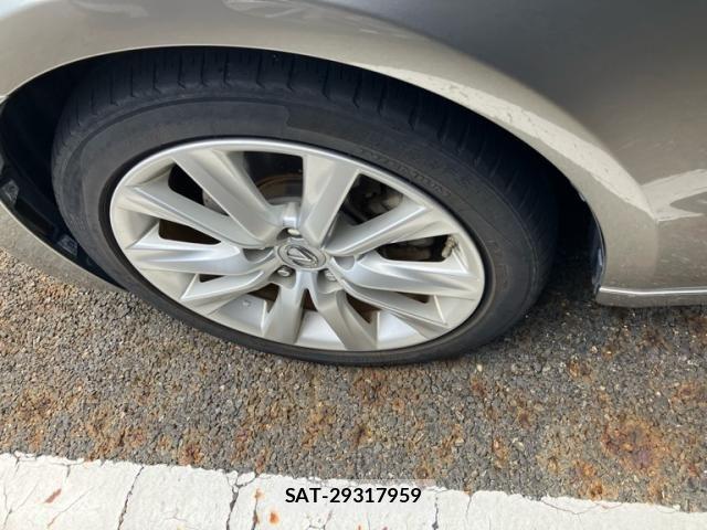 Lexus IS 2014-01 8315180-7