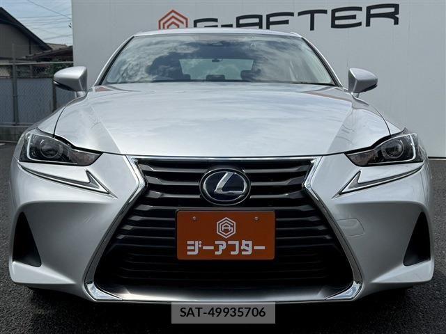 Lexus IS 2019-12 8315179-1