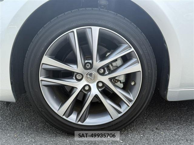 Lexus IS 2019-12 8315179-20