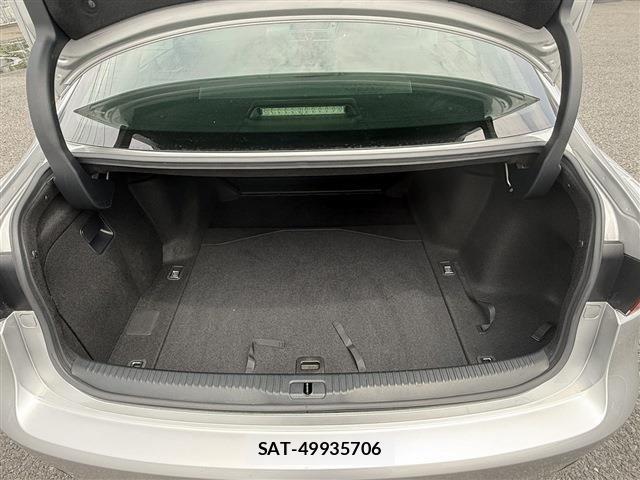 Lexus IS 2019-12 8315179-26