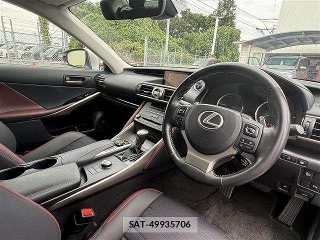 Lexus IS 2019-12 8315179-29