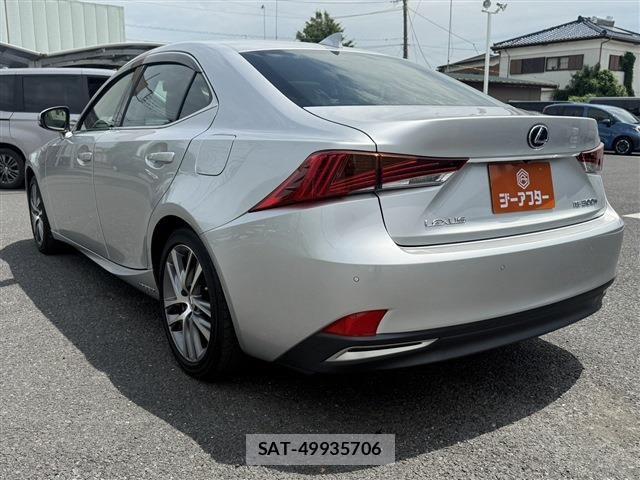 Lexus IS 2019-12 8315179-6
