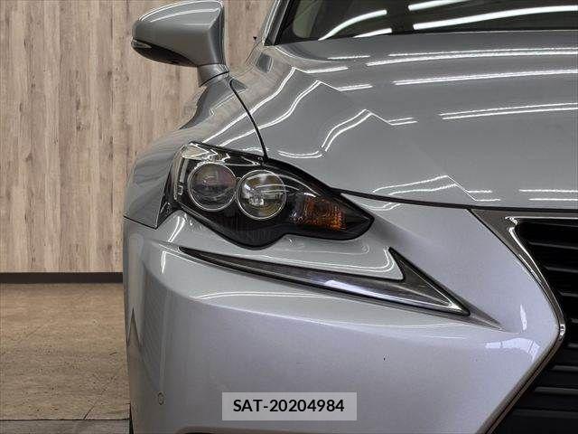 Lexus IS 2015-08 8336548-23