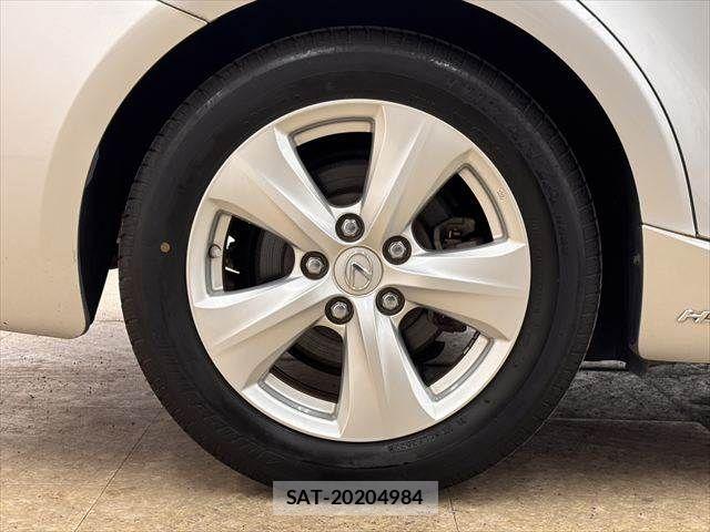 Lexus IS 2015-08 8336548-27