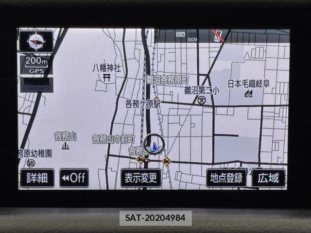 Lexus IS 2015-08 8336548-4