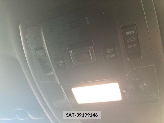 Lexus IS 2021-02 8336541-16
