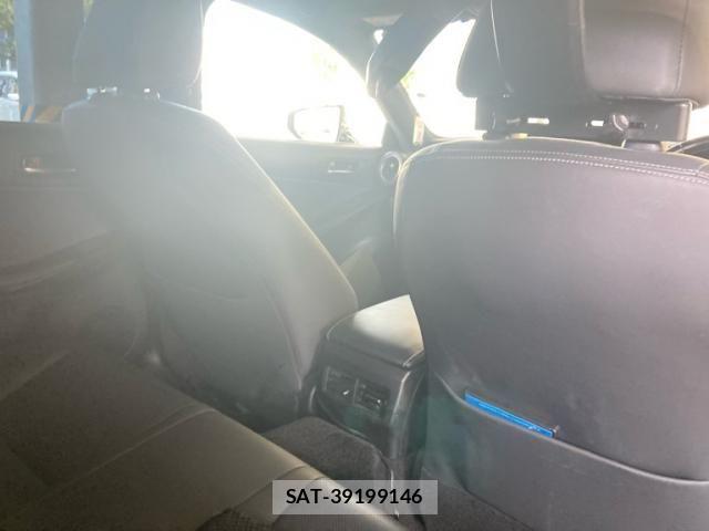 Lexus IS 2021-02 8336541-19