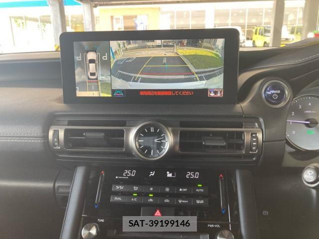 Lexus IS 2021-02 8336541-23