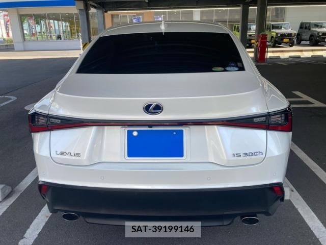 Lexus IS 2021-02 8336541-2