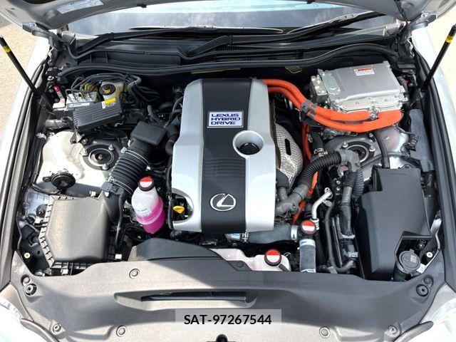 Lexus IS 2016-03 8336545-17
