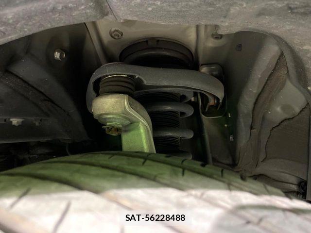 Lexus IS 2018-02 8336540-19