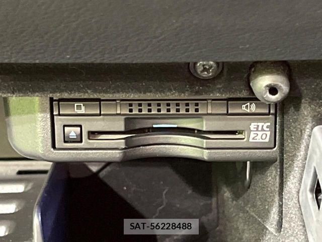 Lexus IS 2018-02 8336540-5