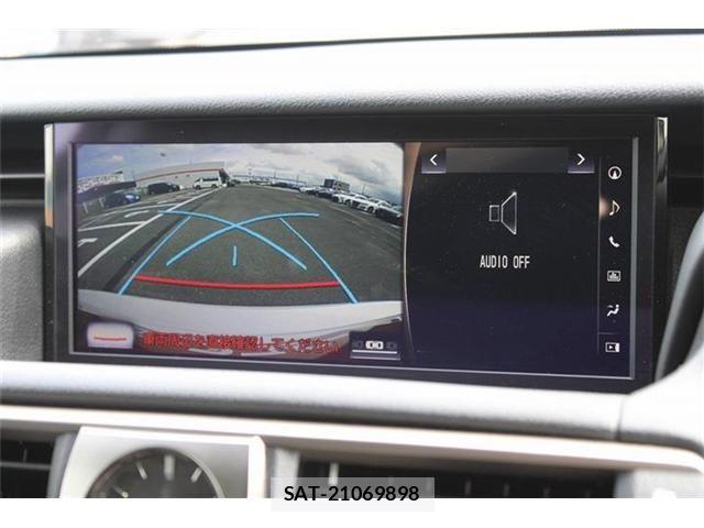 Lexus IS 2016-11 8336543-2