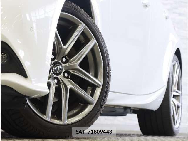Lexus IS 2016-09 8336544-18