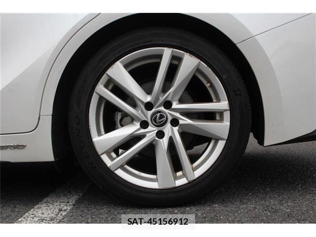 Lexus IS 2021-06 8336539-19