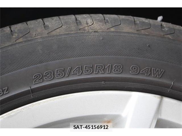 Lexus IS 2021-06 8336539-22