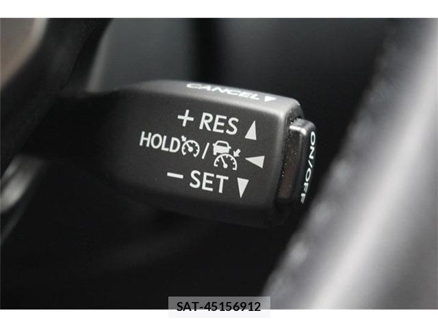 Lexus IS 2021-06 8336539-5