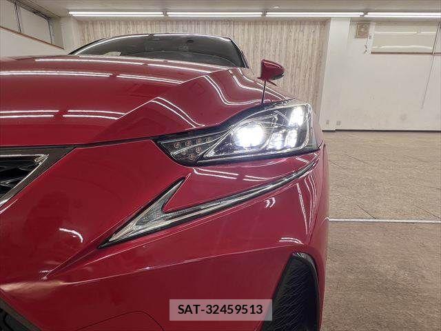 Lexus IS 2017-01 8336542-11