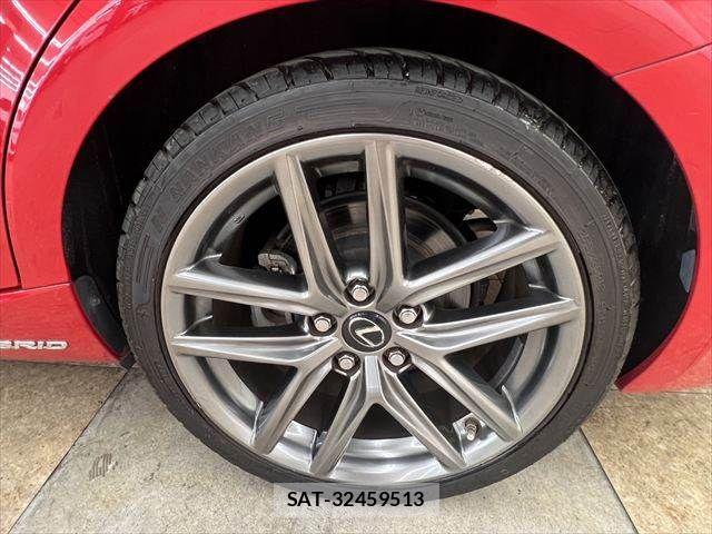 Lexus IS 2017-01 8336542-25