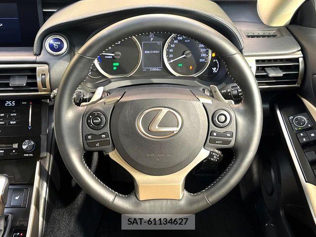 Lexus IS 2014-07 8336547-9