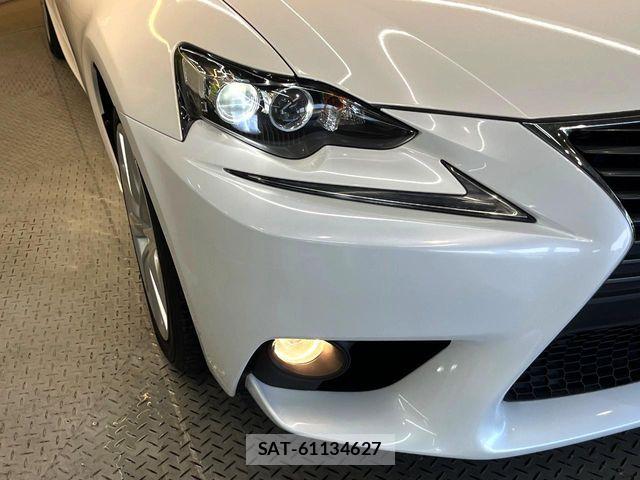 Lexus IS 2014-07 8336547-7