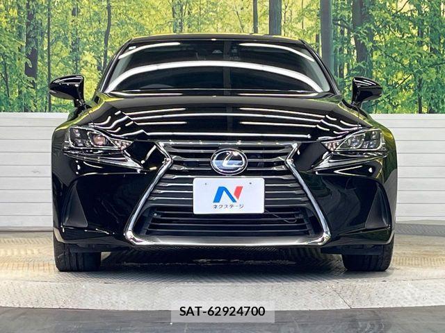 Lexus IS 2020-02 8336538-13