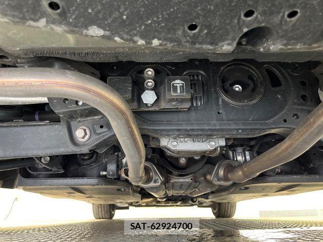 Lexus IS 2020-02 8336538-18