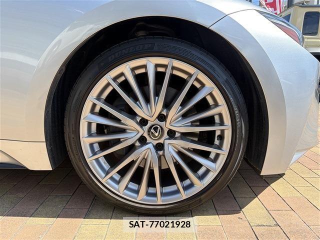 Lexus IS 2023-08 8354842-10