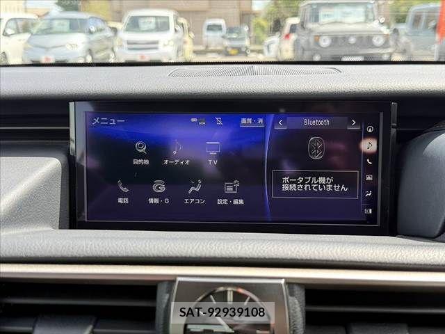 Lexus IS 2018-04 8366716-29