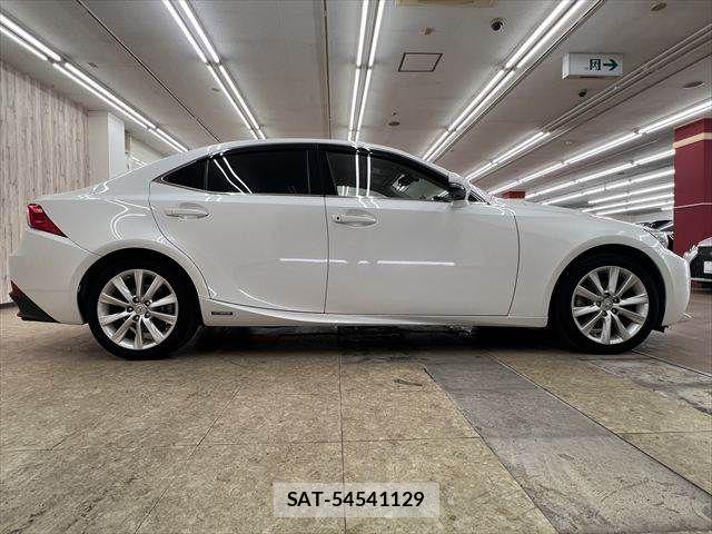 Lexus IS 2013-09 8366721-15