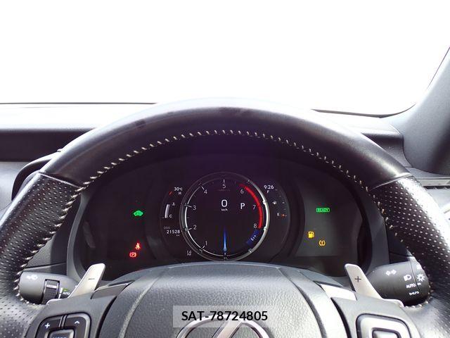 Lexus IS 2021-12 8366717-12
