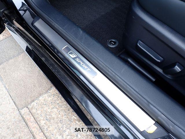 Lexus IS 2021-12 8366717-27