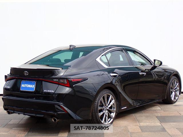 Lexus IS 2021-12 8366717-2