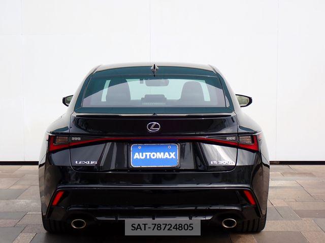 Lexus IS 2021-12 8366717-5