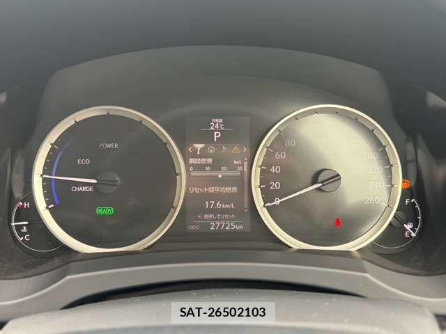 Lexus IS 2016-01 8366718-11