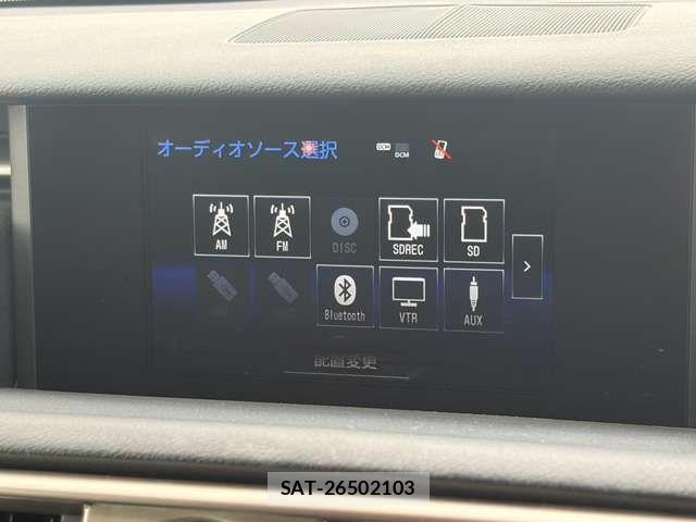 Lexus IS 2016-01 8366718-7