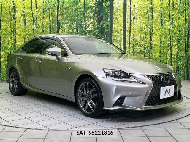 Lexus IS 2014-03 8366719-15