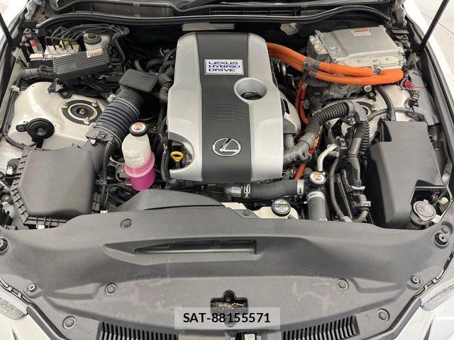 Lexus IS 2017-02 8371803-19