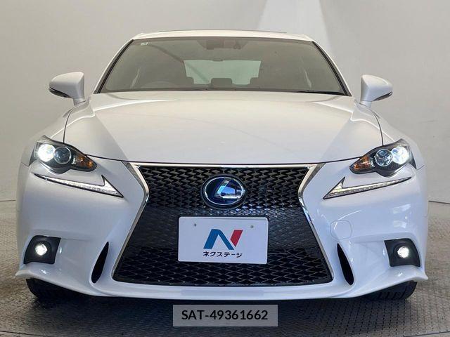 Lexus IS 2013-10 8371800-15